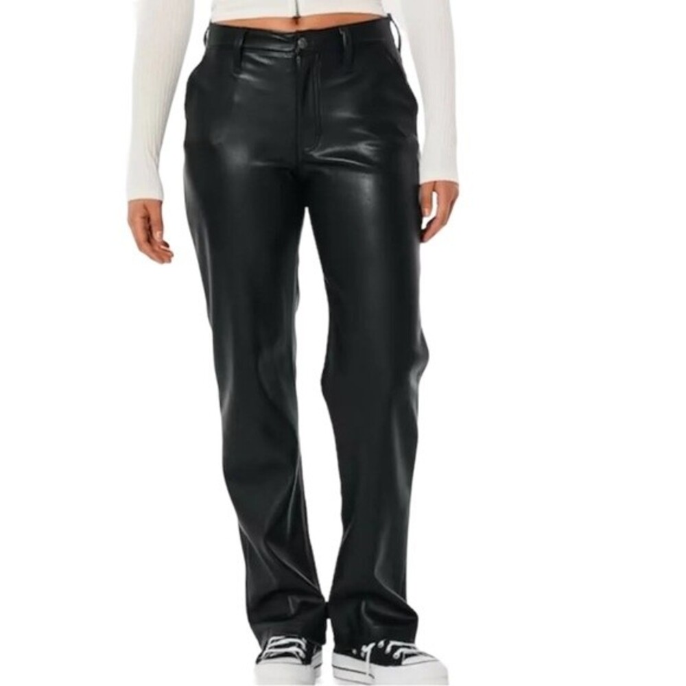 Hollister Black Faux Leather 90s Relaxed High Rise Straight Leg Pants Size 25